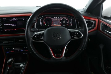 https://vehicle-cdn.autoleague.cloud/30353_61037704_20.jpg