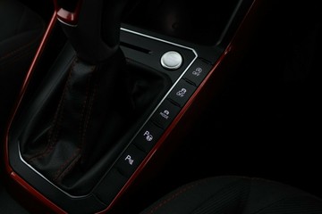 https://vehicle-cdn.autoleague.cloud/30353_61037704_25.jpg