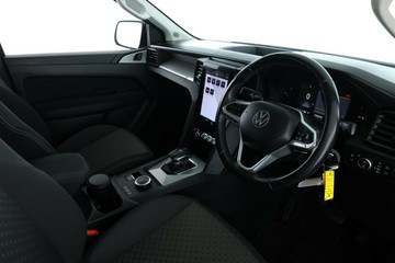 https://vehicle-cdn.autoleague.cloud/30353_61037759_11.jpg