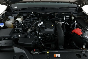 https://vehicle-cdn.autoleague.cloud/30353_61037759_4.jpg