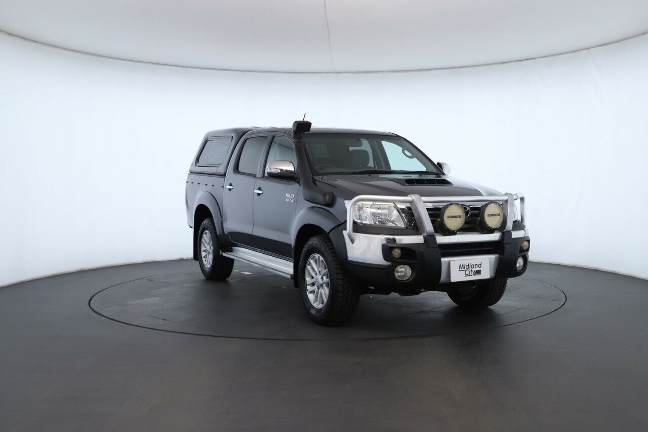Toyota Hilux image 4