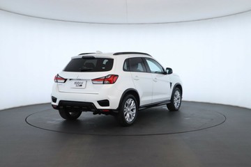 https://vehicle-cdn.autoleague.cloud/30353_61037849_15.jpg