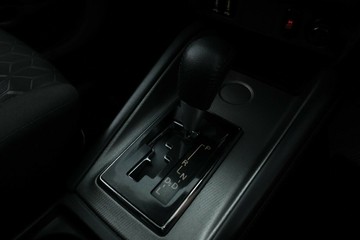 https://vehicle-cdn.autoleague.cloud/30353_61037849_26.jpg