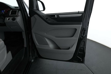 https://vehicle-cdn.autoleague.cloud/30353_61037893_15.jpg