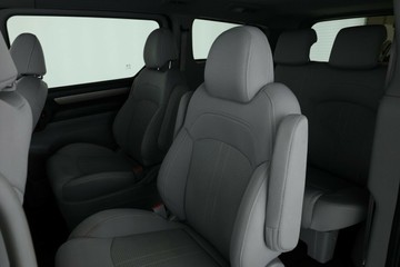 https://vehicle-cdn.autoleague.cloud/30353_61037893_28.jpg