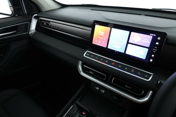 https://vehicle-cdn.autoleague.cloud/30353_61038029_22.jpg