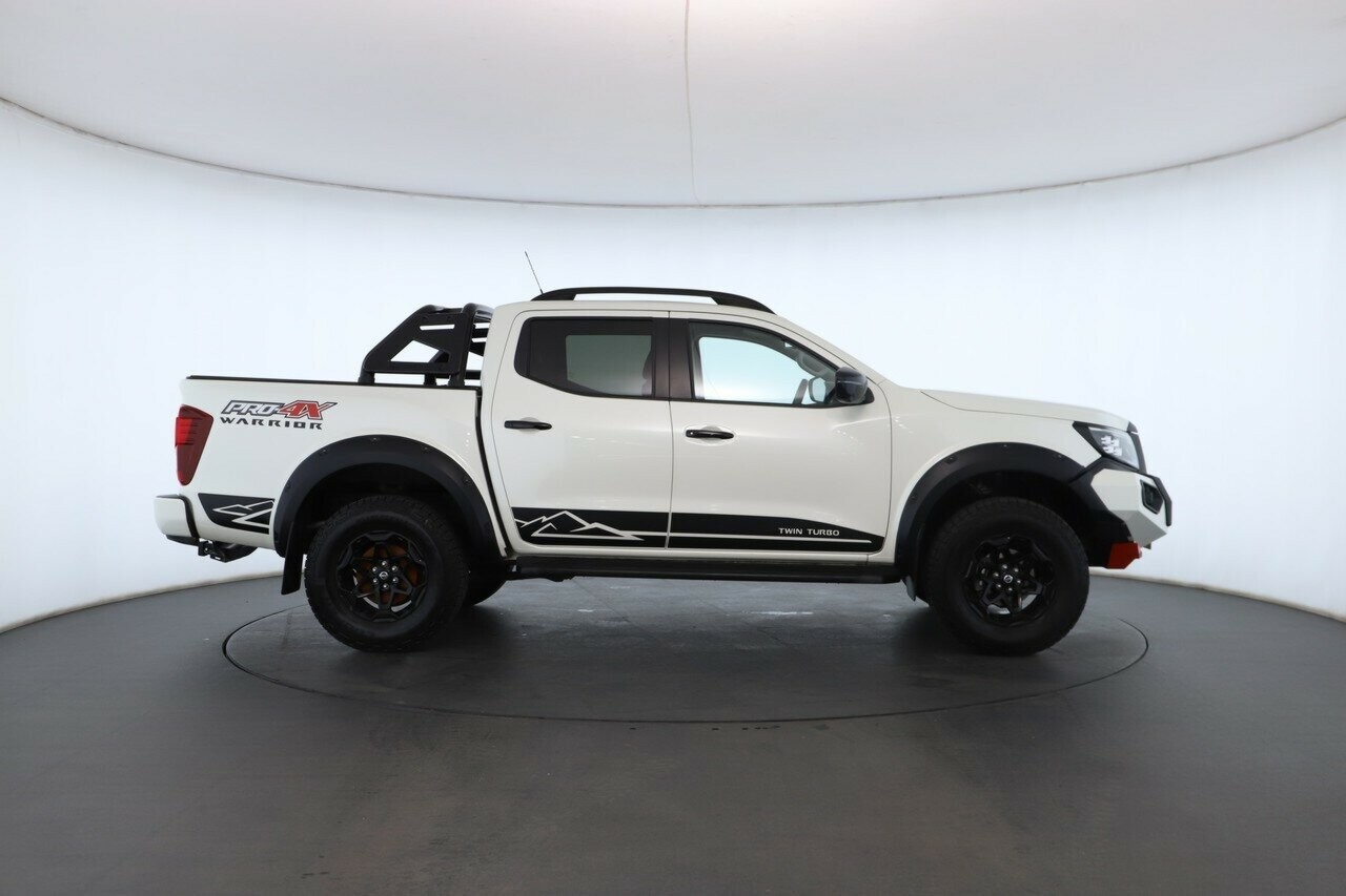 Nissan Navara image 3