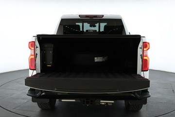 https://vehicle-cdn.autoleague.cloud/30353_61038091_13.jpg