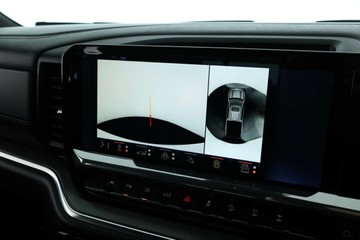 https://vehicle-cdn.autoleague.cloud/30353_61038091_24.jpg