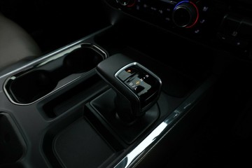 https://vehicle-cdn.autoleague.cloud/30353_61038091_26.jpg