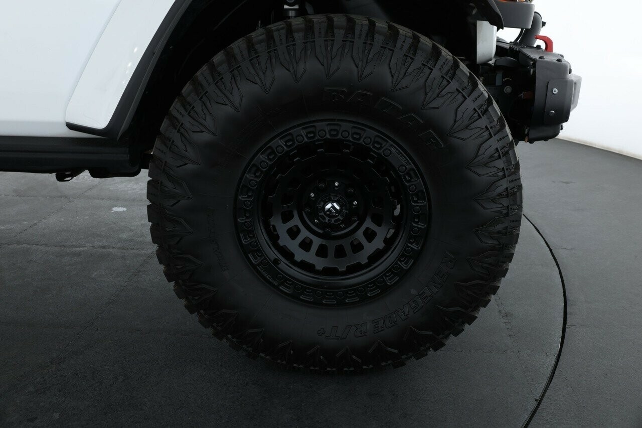Jeep Gladiator image 3