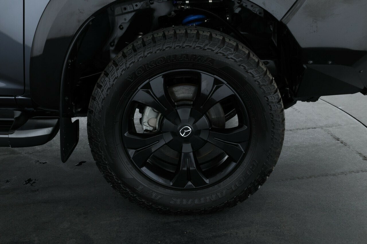 Mazda Bt-50 image 4