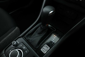 https://vehicle-cdn.autoleague.cloud/30353_61038266_23.jpg