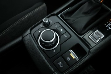 https://vehicle-cdn.autoleague.cloud/30353_61038266_24.jpg