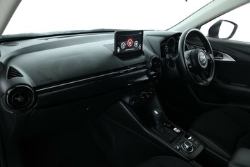 https://vehicle-cdn.autoleague.cloud/30353_61038266_26.jpg