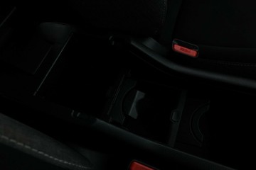 https://vehicle-cdn.autoleague.cloud/30353_61038272_30.jpg