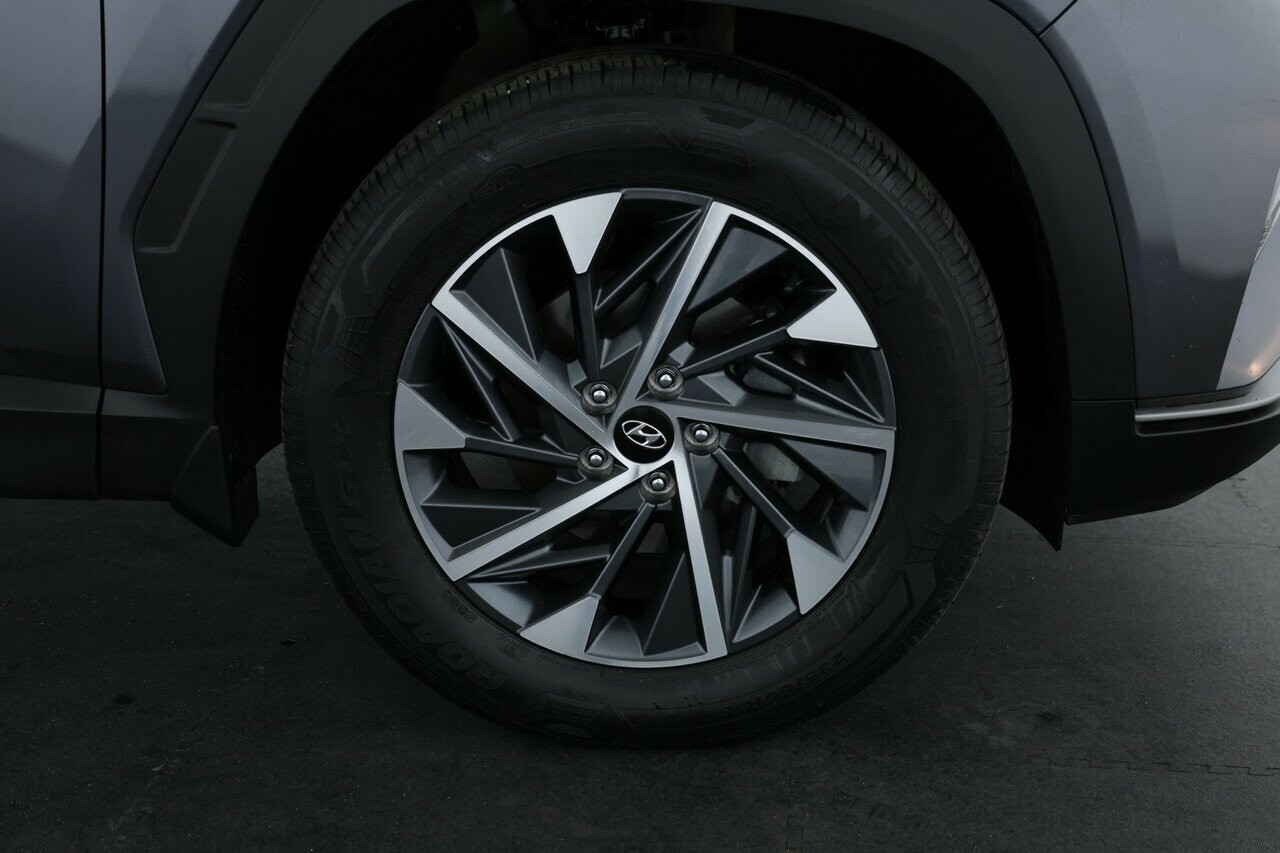 Hyundai Tucson image 2