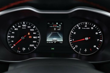 https://vehicle-cdn.autoleague.cloud/30353_61038401_14.jpg