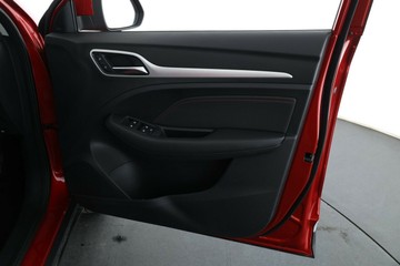 https://vehicle-cdn.autoleague.cloud/30353_61038403_10.jpg