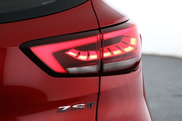 https://vehicle-cdn.autoleague.cloud/30353_61038403_7.jpg