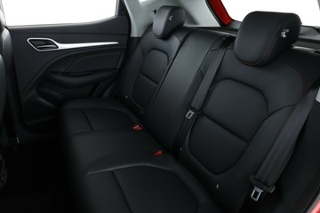 https://vehicle-cdn.autoleague.cloud/30353_61038404_28.jpg