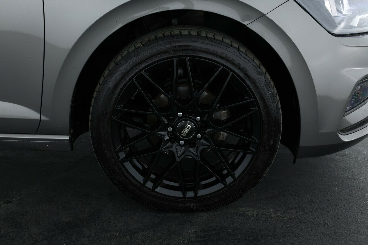 Volkswagen Polo image 3