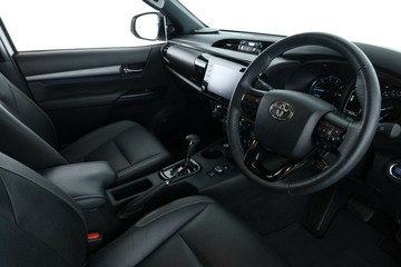 https://vehicle-cdn.autoleague.cloud/30353_61038414_20.jpg