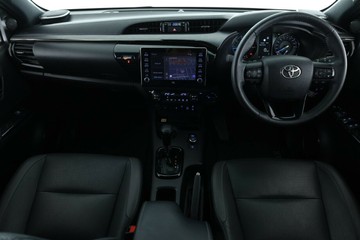 https://vehicle-cdn.autoleague.cloud/30353_61038414_37.jpg