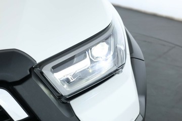 https://vehicle-cdn.autoleague.cloud/30353_61038414_8.jpg