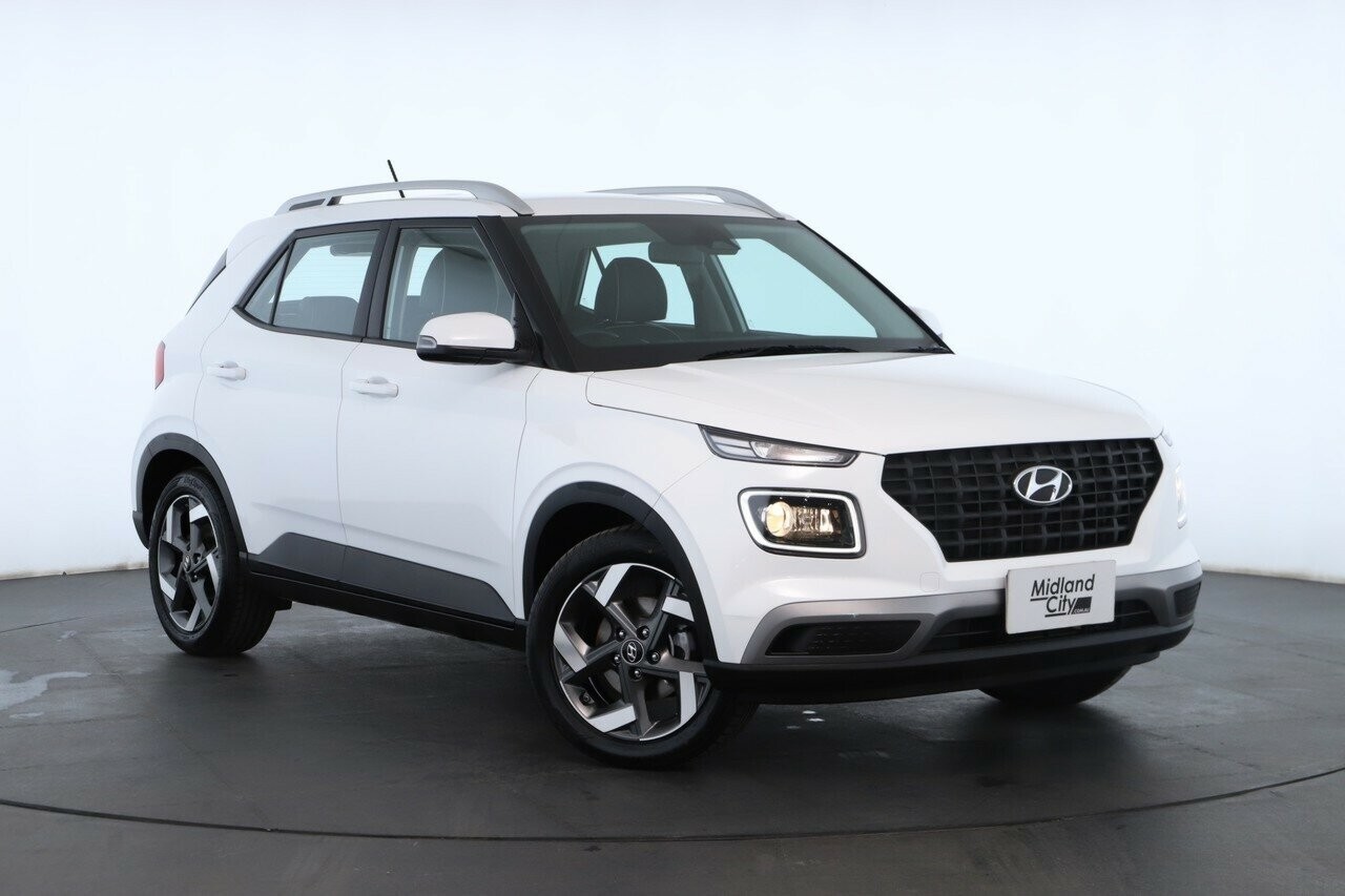 Hyundai Venue image 1