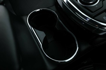 https://vehicle-cdn.autoleague.cloud/30353_61038455_30.jpg