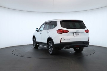https://vehicle-cdn.autoleague.cloud/30353_61038457_12.jpg