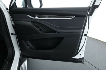 https://vehicle-cdn.autoleague.cloud/30353_61038457_18.jpg