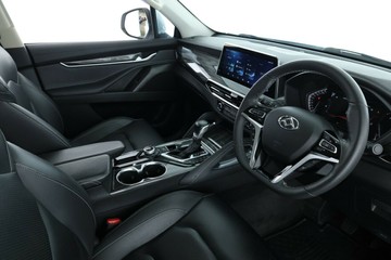 https://vehicle-cdn.autoleague.cloud/30353_61038457_20.jpg