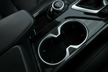 https://vehicle-cdn.autoleague.cloud/30353_61038457_31.jpg