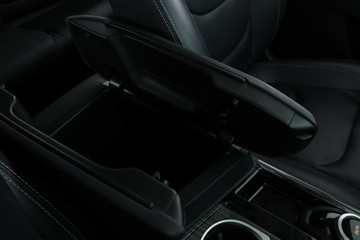 https://vehicle-cdn.autoleague.cloud/30353_61038457_32.jpg