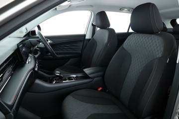 https://vehicle-cdn.autoleague.cloud/30353_61038458_32.jpg