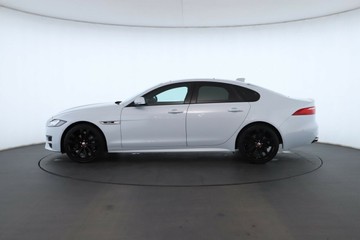 https://vehicle-cdn.autoleague.cloud/30353_61038464_10.jpg
