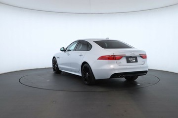https://vehicle-cdn.autoleague.cloud/30353_61038464_11.jpg