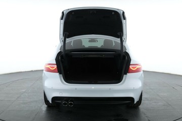 https://vehicle-cdn.autoleague.cloud/30353_61038464_14.jpg