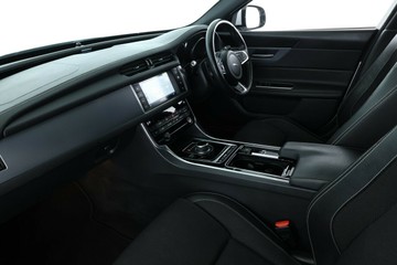 https://vehicle-cdn.autoleague.cloud/30353_61038464_30.jpg