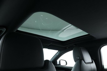 https://vehicle-cdn.autoleague.cloud/30353_61038464_31.jpg