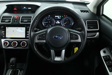 https://vehicle-cdn.autoleague.cloud/30353_61038502_19.jpg