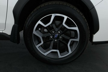 https://vehicle-cdn.autoleague.cloud/30353_61038502_3.jpg