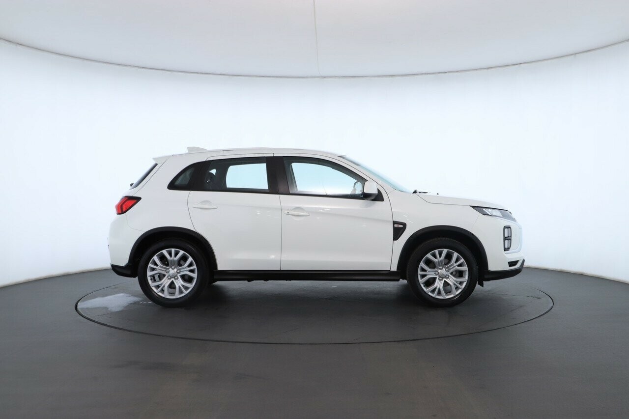 Mitsubishi Asx image 2