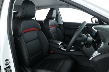 https://vehicle-cdn.autoleague.cloud/30353_61038546_18.jpg