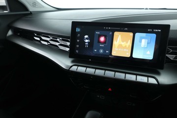 https://vehicle-cdn.autoleague.cloud/30353_61038546_21.jpg
