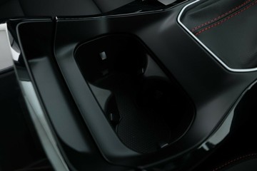https://vehicle-cdn.autoleague.cloud/30353_61038546_27.jpg
