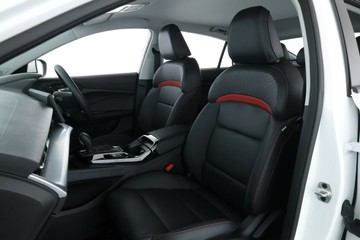 https://vehicle-cdn.autoleague.cloud/30353_61038546_29.jpg