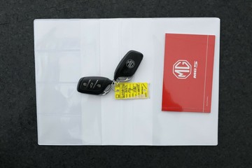 https://vehicle-cdn.autoleague.cloud/30353_61038546_33.jpg
